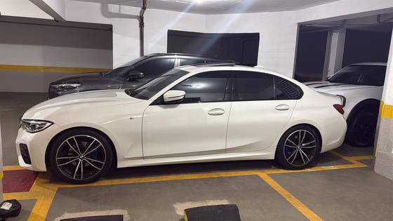 BMW 320i 2.0 16V TURBO FLEX M SPORT AUTOMÁTICO BMW 320i 2.0 16V TURBO FLEX M SPORT AUTOMÁTICO